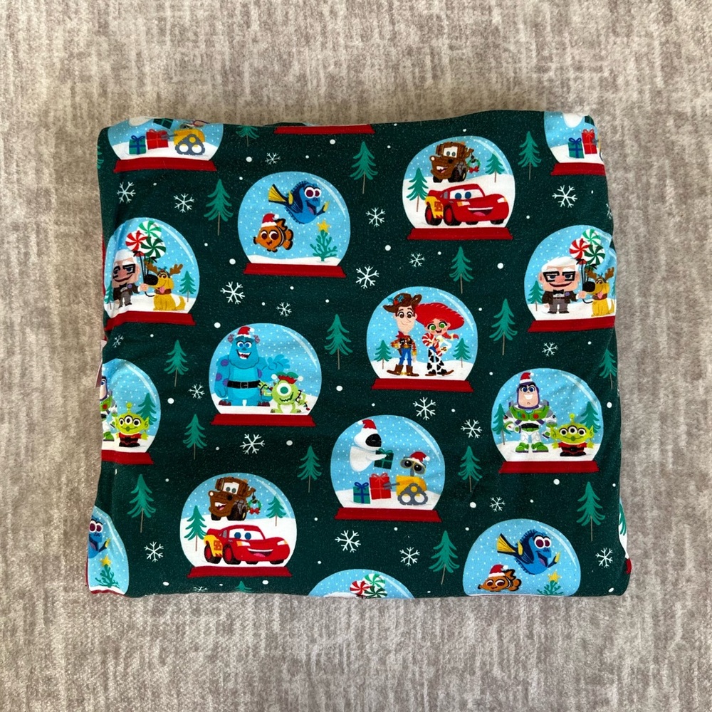 Little Sleepies Disney Holiday Cloud blanket